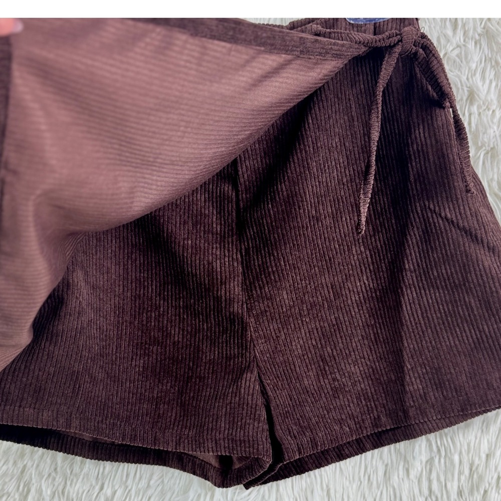 Day + Moon Brown Corduroy Wrap Mini Skort NWT Size S - Picture 4 of 6